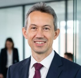 Porträt von MMag. Wolfgang Cavagno